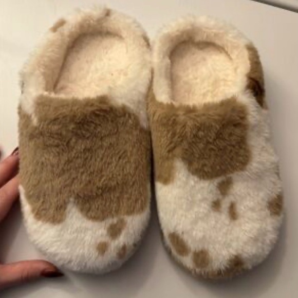 BearPaw Shoes - BearPaw Faux Fur Slip-On Slippers - Cream & Brown Spot